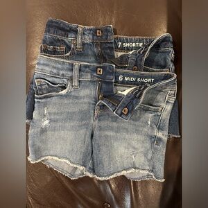 Bundle deal! Girls gap Jean shorts sizes 6 and 7. Both pairs for $30.